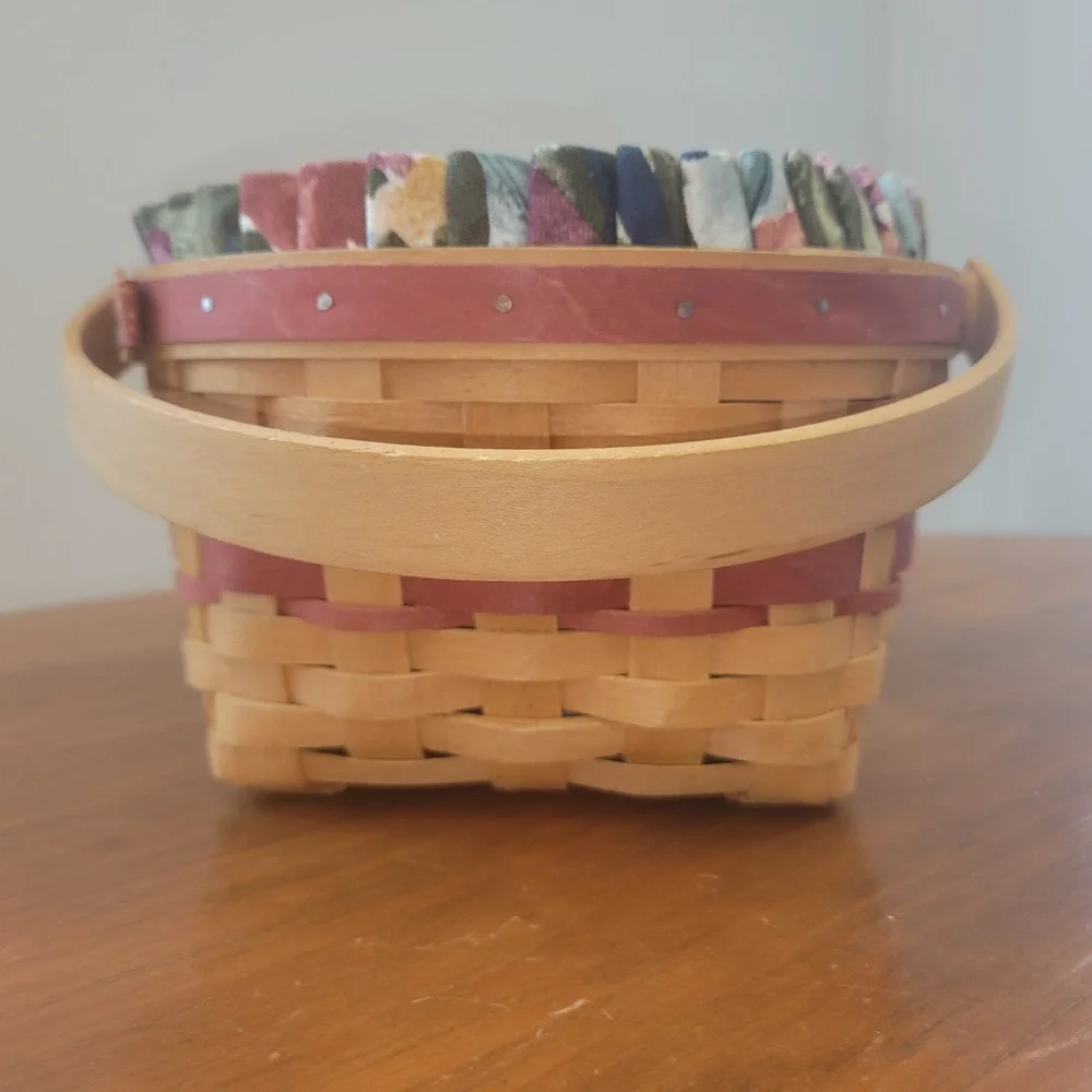 Longaberger 1995 Perfect Attendance Basket‎